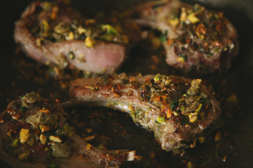 Lamb chops with pistachio crust and mint olive oil
